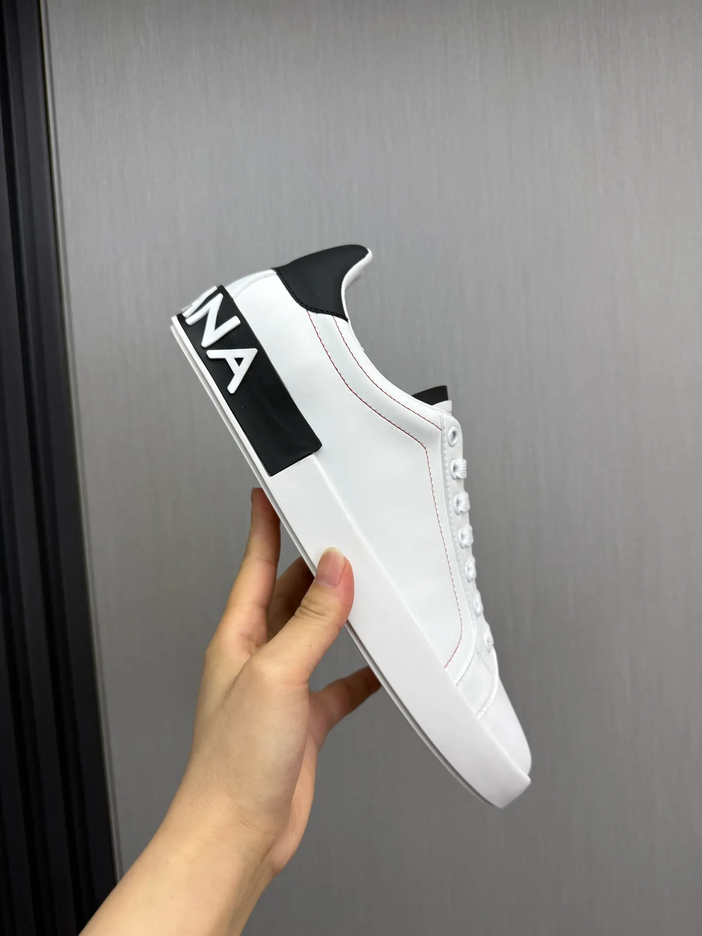 Men's men's shoes 💰420💰 Dolce & gabbana (DG) official website synchronized new models 💥1 fashionable hot models: 1 Exclusive mold opening ✅Imported cowhide for the upper, unique brand style logo upper 💥Sheepskin feet 🐑Original private mold outsole ✔️36-44 (38.45 custom-made, non-refundable)
